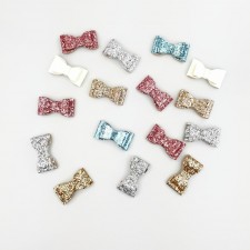 Kokardy w różnych kolorach