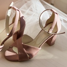 Sandałki Elizabeth na słupku paski na krzyż Dusty Rose brudny róż [653]